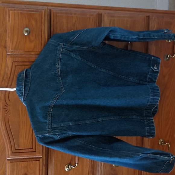 Jean jacket - Picture 2 of 3